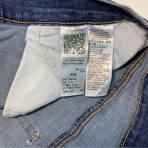 Levi’s Women’s Distressed Denim Cutoff Shorts Size 29 - Picture 9 of 10